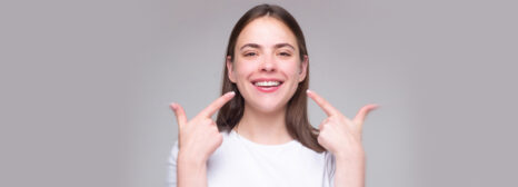 When to Stop Using Gauze After Wisdom Tooth Removal – Healing Progress